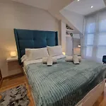 614A Coqueto Atico