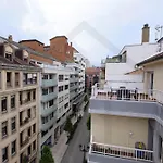 Atico Quintana I - Con Terraza, Vistas A La Ciudad, En El Centro, Con Wifi Y Garaje