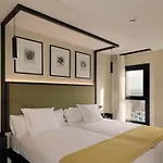 Nuvo Hotel Boutique