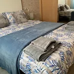 Apartamento Mota Los Prados-Parking-Wifi Gratis