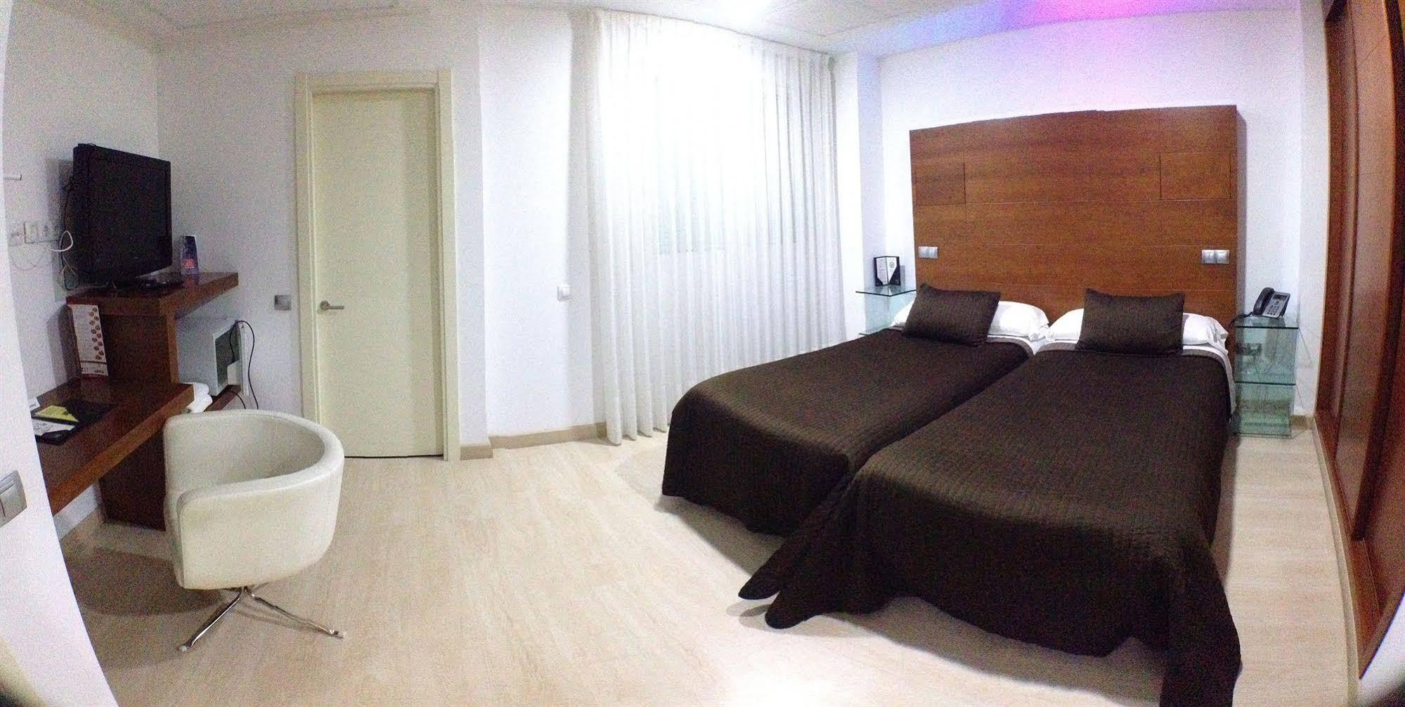 Nap Hotel 4*