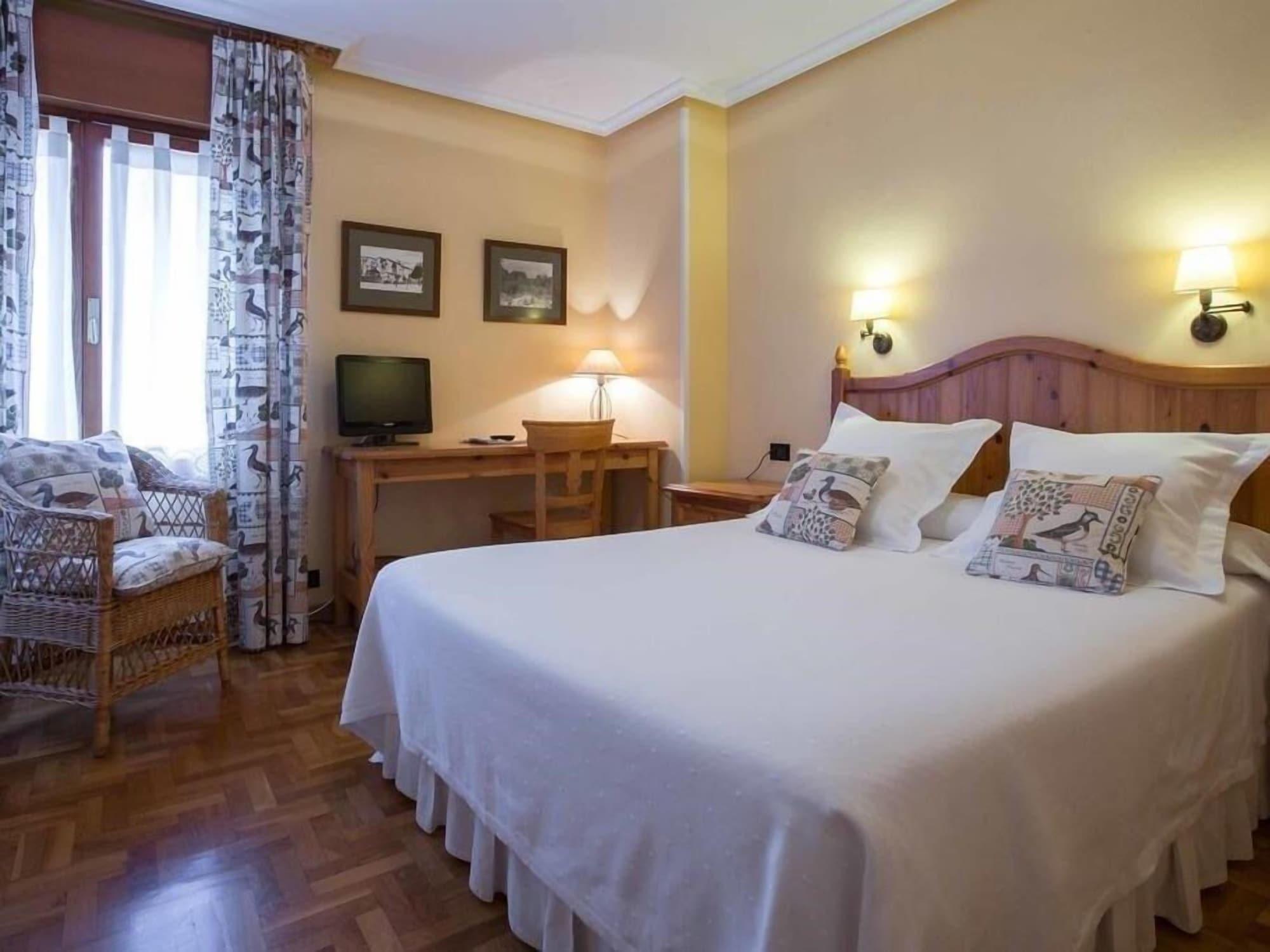 Hotel Casa Camila 3*