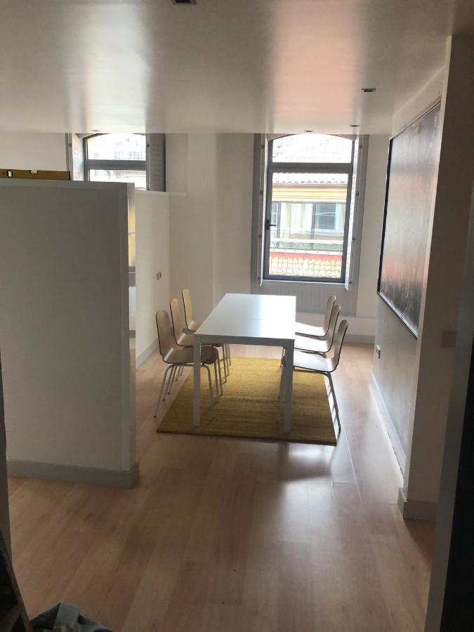 Apartamento Plaza Ayto Loft Hall 3a
