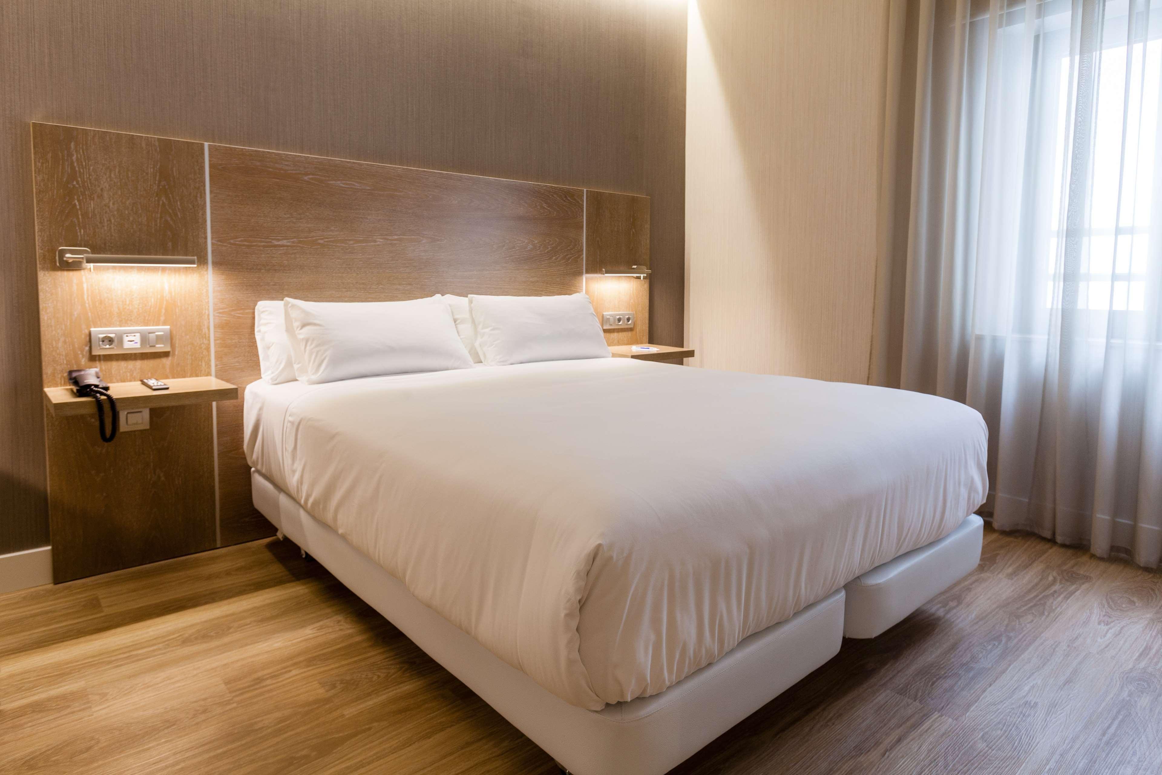 Hotel Nh Principado 4*