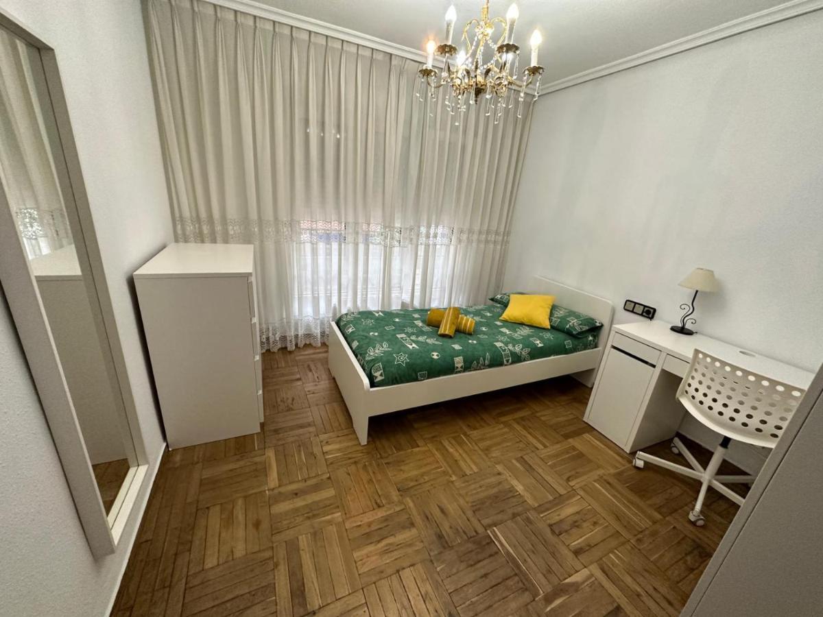 Aramburu Apartment *