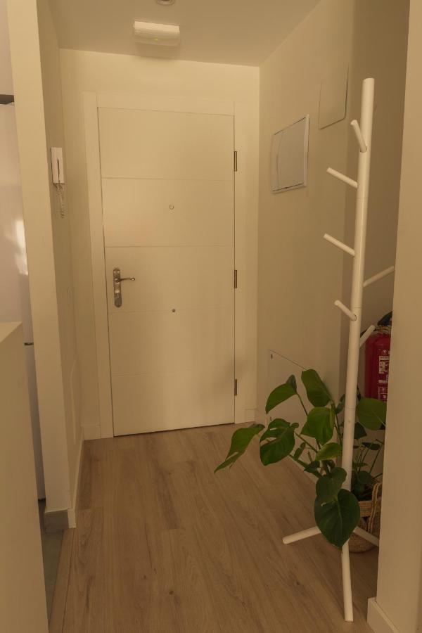 A Estrenar En Ubicación Inmejorable , Con Terraza Y Parking Incluido *