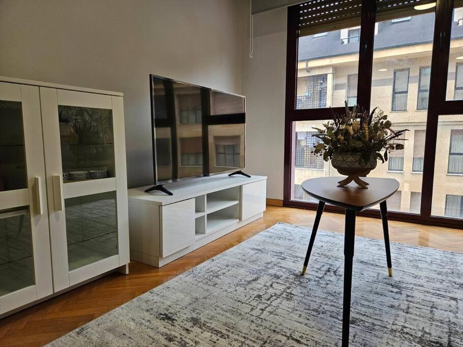 627a Moderno Apto Centro Apartamento *