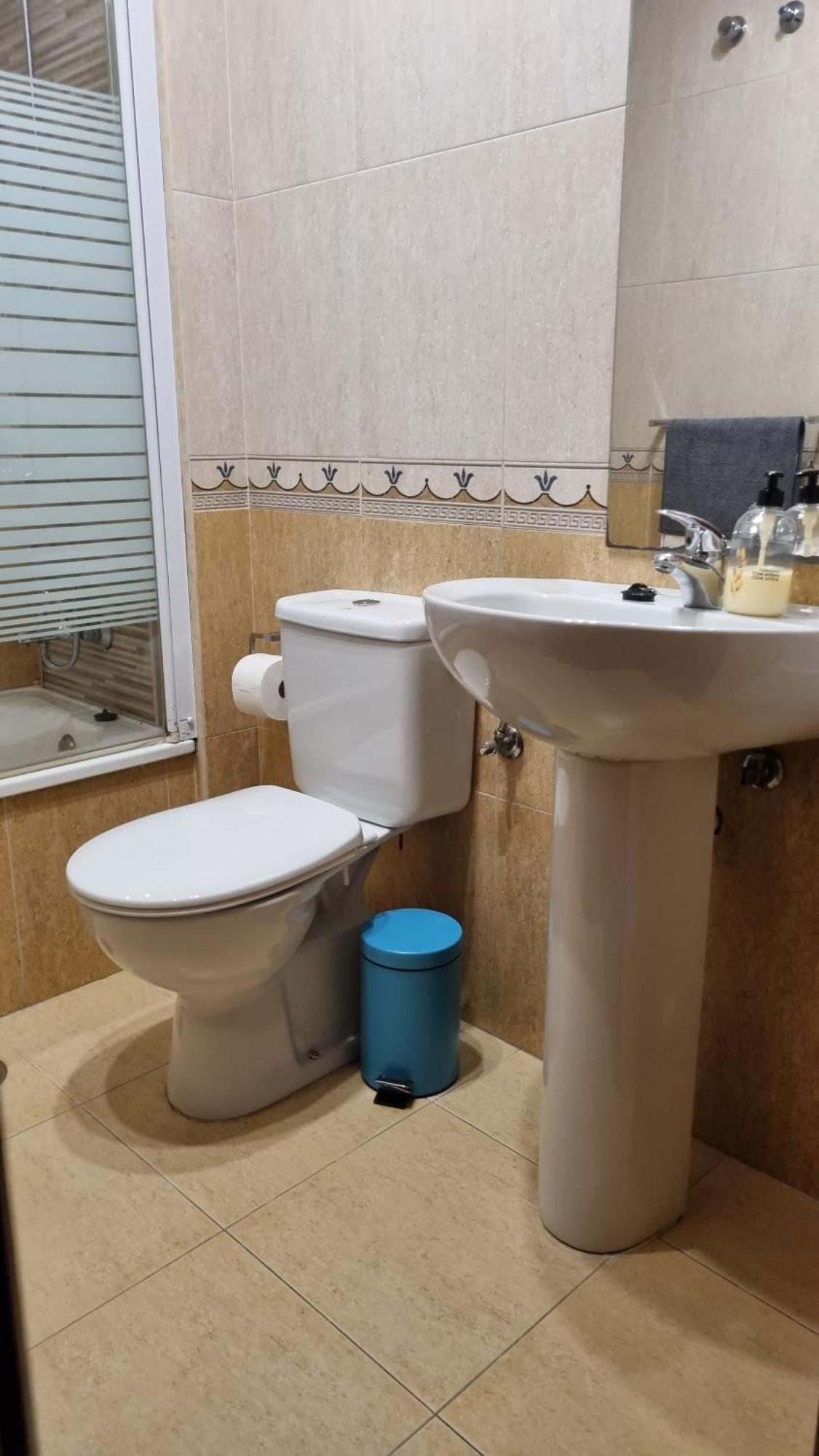 Apartment Piso Zona Hospital 7 Personas Oviedo