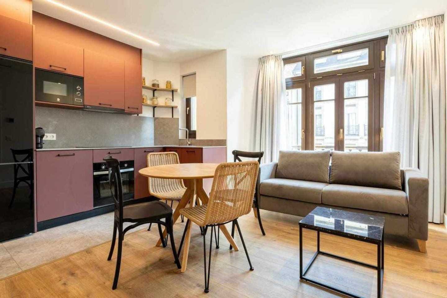 El Mirador De Uria Apartment