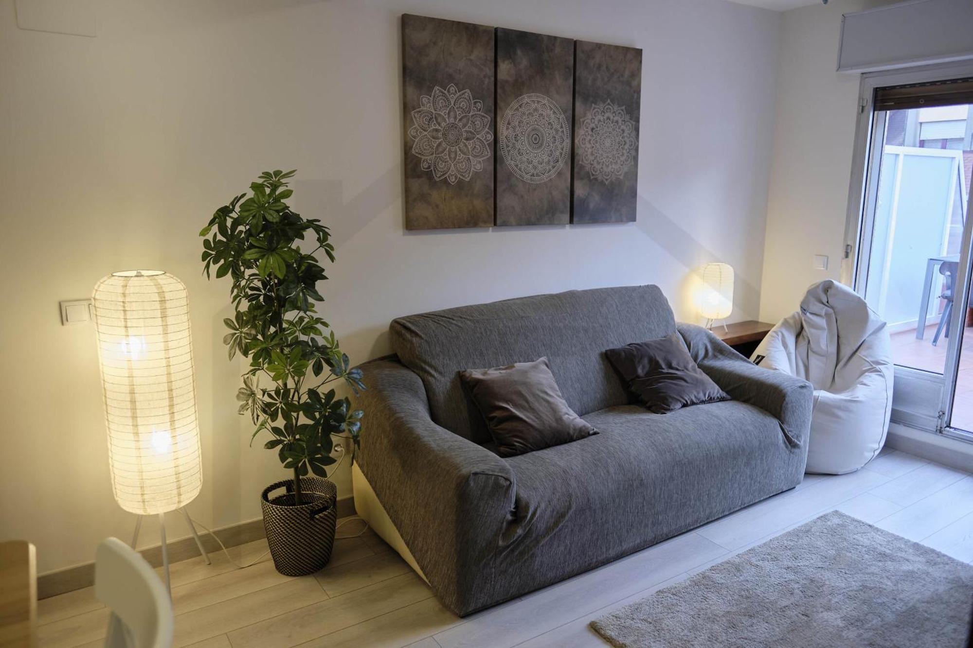 Apartamento Atico Quintana I - Con Terraza, Vistas A La Ciudad, En El Centro, Con Wifi Y Garaje Oviedo