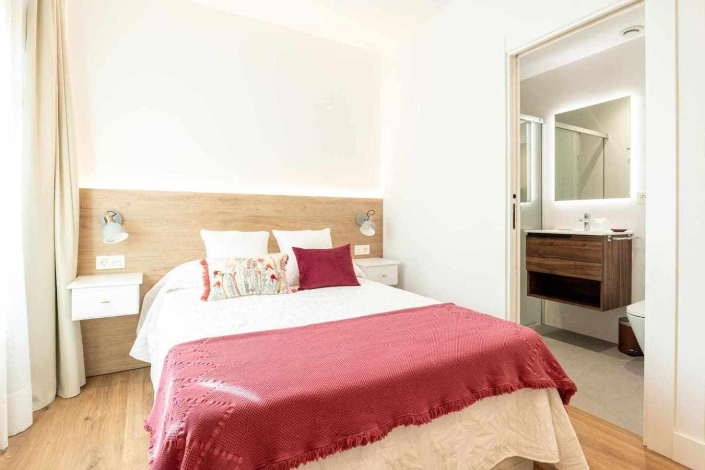 El Mirador De Uria Apartment