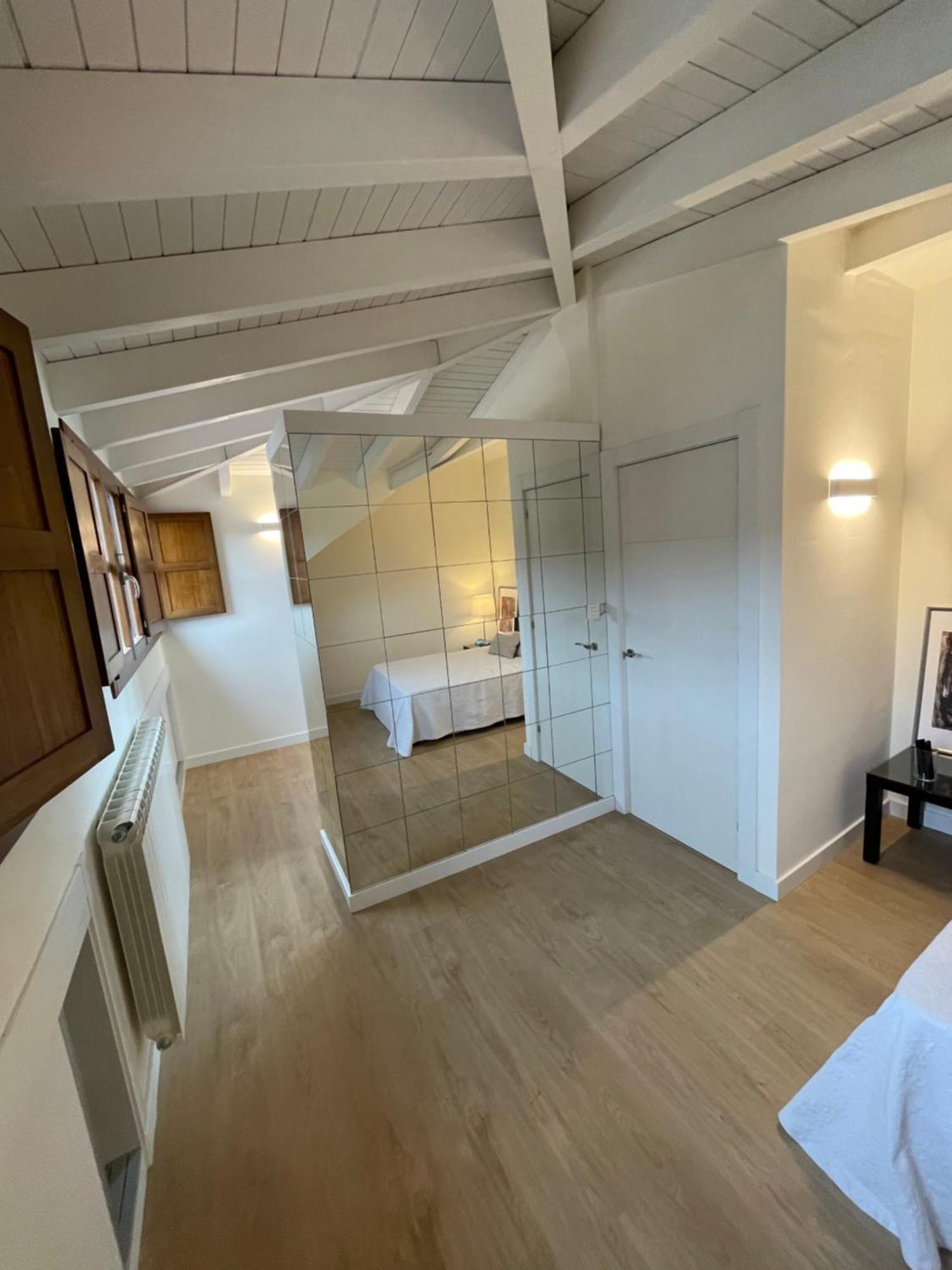 Unique Duplex Penthouse For 4 At Medieval Quarter *