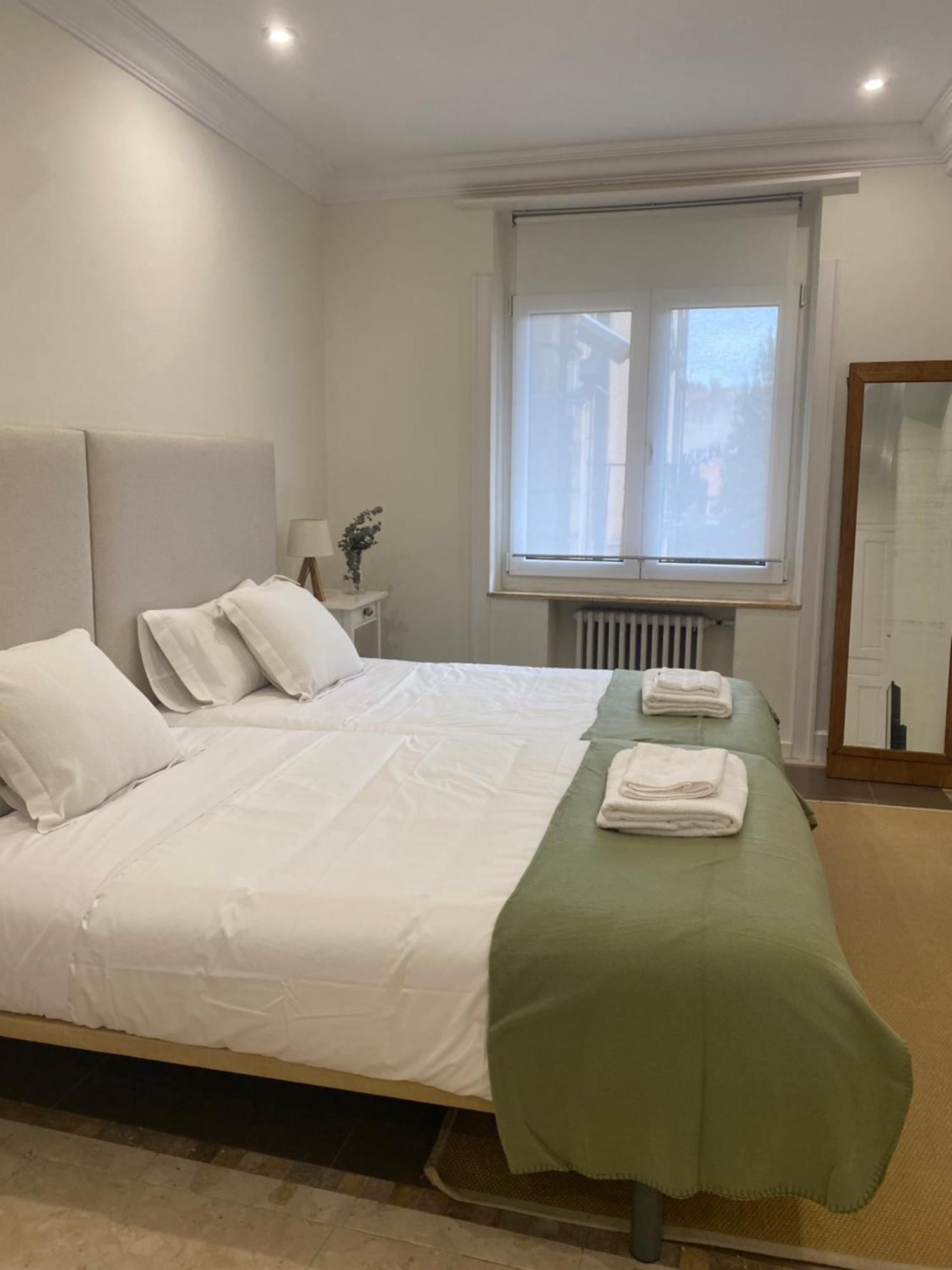 Apartamento Nuevo! Piso Al Lado De Catedral -