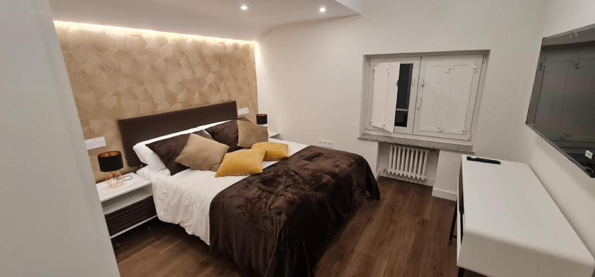 Apartamento Atico De Diseno En El Centro Oviedo