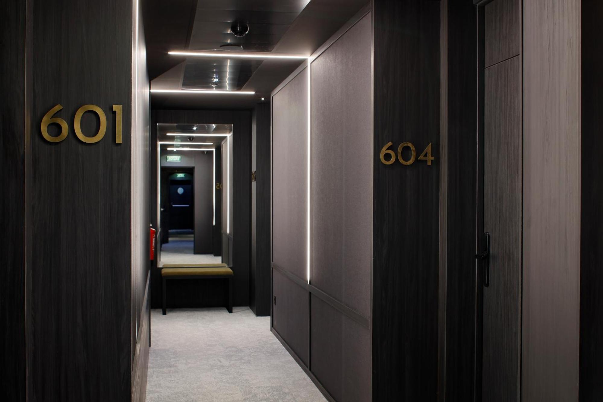 Hotel Nuvo Boutique 4*