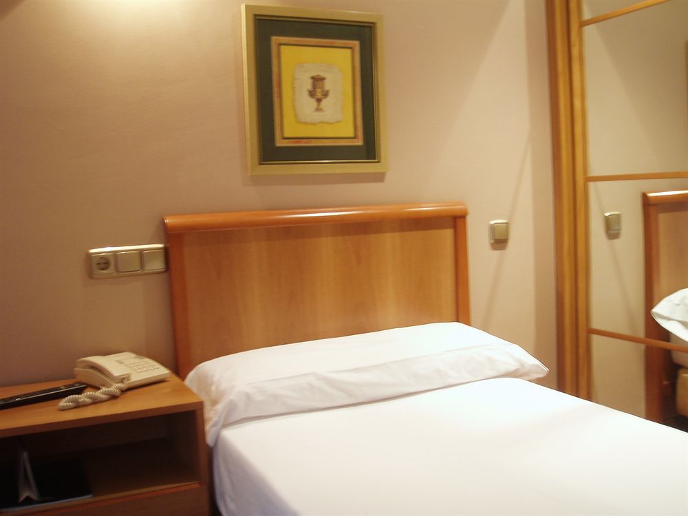Carreño Hotel 2*